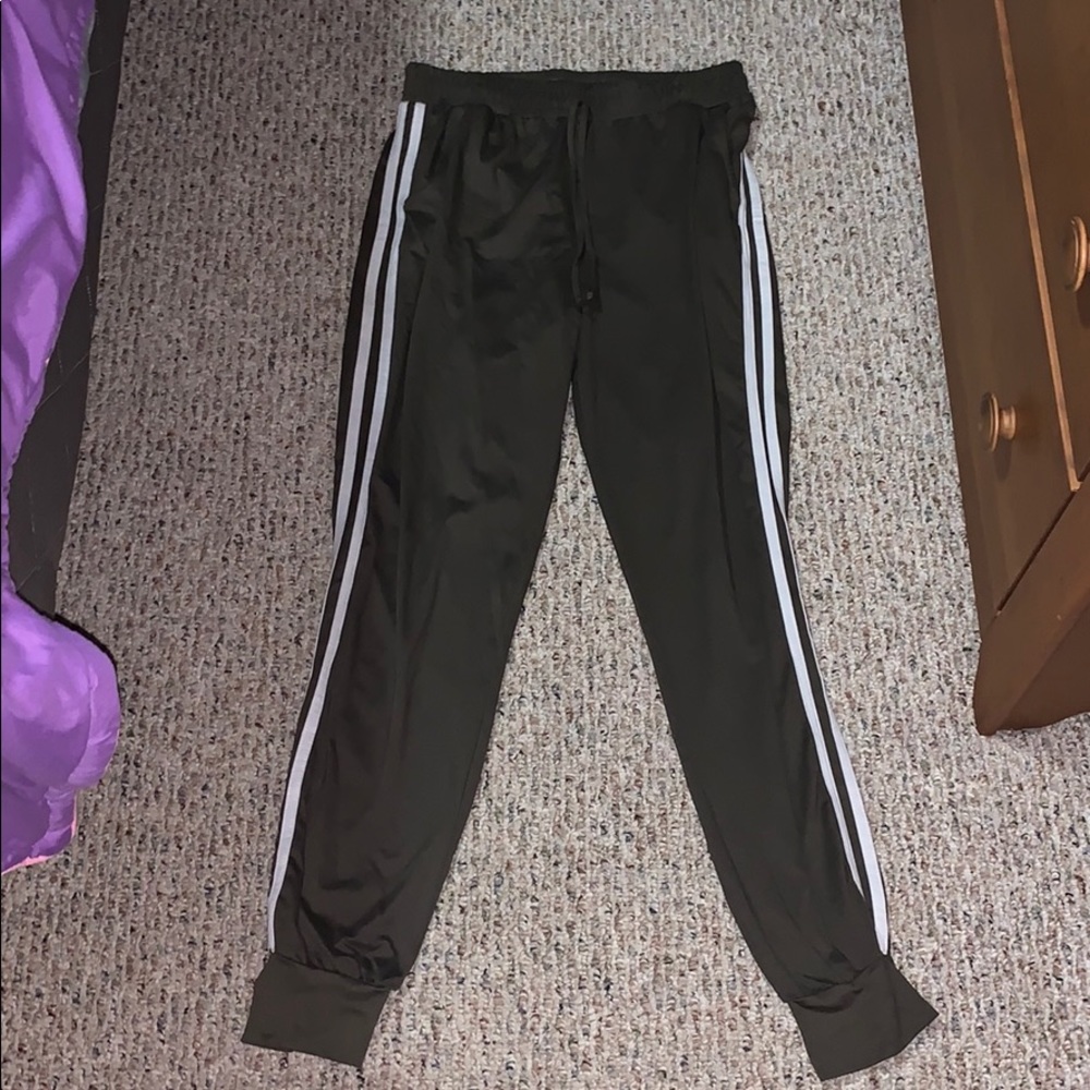 Sweat pants